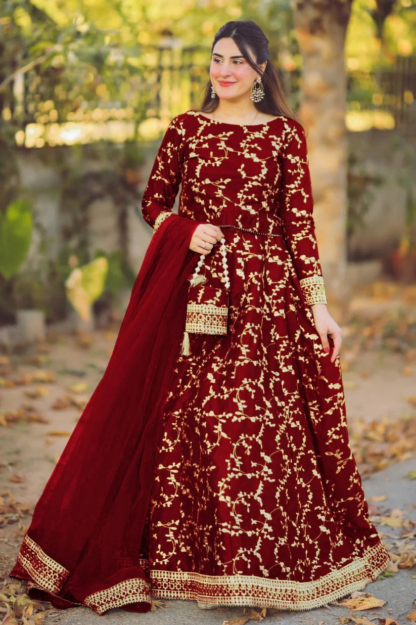 New 4 Piece Embroidered Top With Long Flare Embroidery Skirt And Four Side Border Embroidered Dupatta With Handmade Eidi Potli